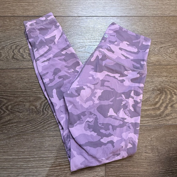 lululemon athletica Pants - Lululemon Wunder Under High-Rise Tight 25" Full-On Luxtreme, Pink Camo, Sz 4